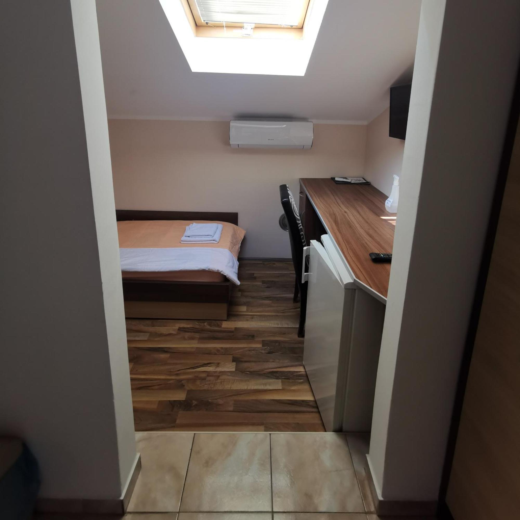 Appartement Zlatna Ribica à Golubac Extérieur photo